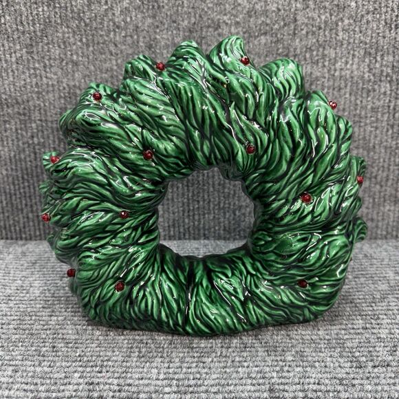 Vintage Ceramic Christmas Green Wreath Holly Red Berries/Beads Glossy Glaze 90s - Picture 1 of 8